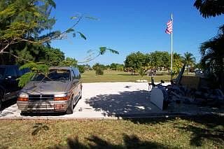 2nd image of 201 Golf Clb