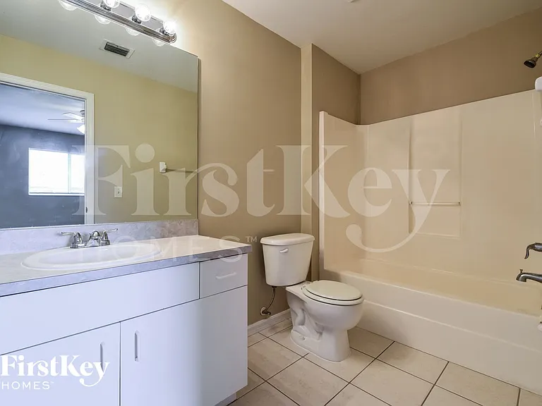 117 Blackstone Dr — Photo 10