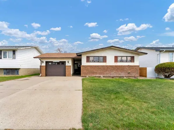 2133 W 8th Ave NE, Medicine Hat, AB T1C 1L2