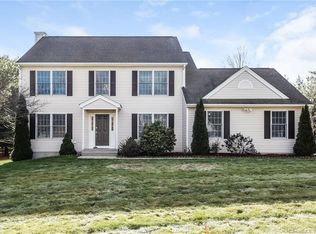 38 Mountain Pond Rd, Southington, CT 06489