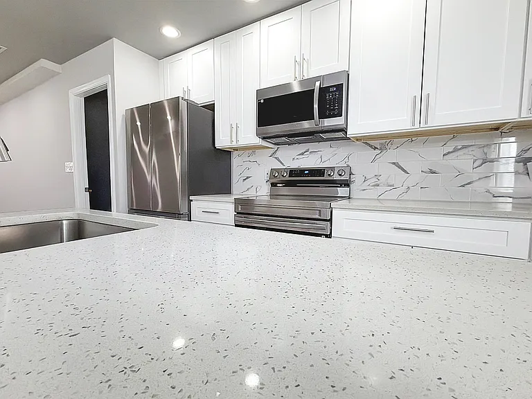 4828 Beaufort Ave #TOWNHOUSE — Photo 6