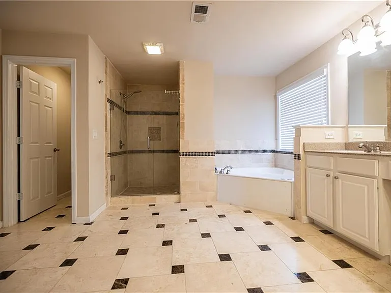 4962 Weathervane Dr — Photo 37