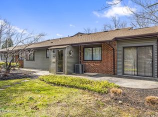 12 Hyannis Ct, Red Bank, NJ 07701