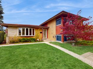 441 S Gibbons Ave, Arlington Heights, IL 60004