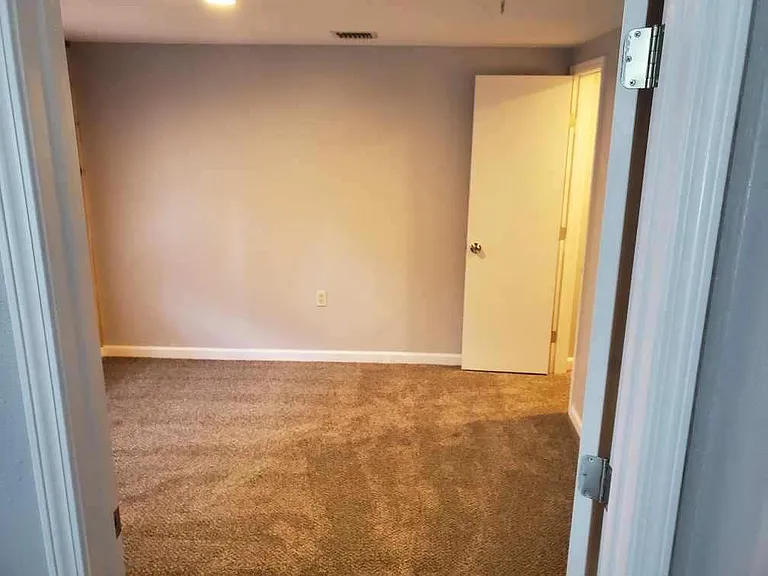 7001 NW 57th St — Photo 11