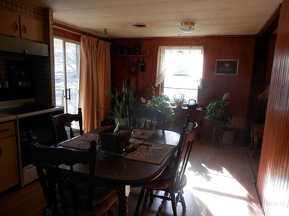 Dining/Den