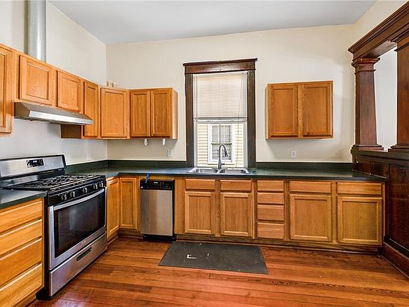 5th image of 1707 Rousselin Dr #1707