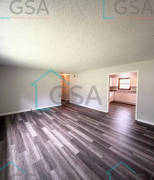 313 Dove Ct — Photo 9