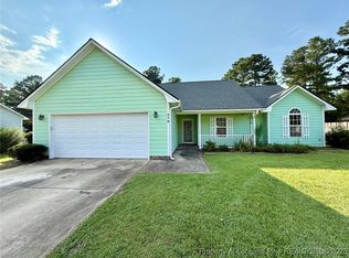479 Northwoods Dr, Raeford, NC 28376