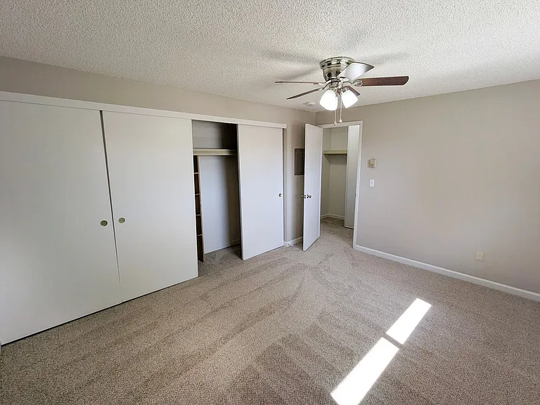 Apartment Complex ~ Murphy Manor — Photo 10