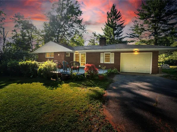 1812 E Emmaus Ave, Allentown, PA 18103