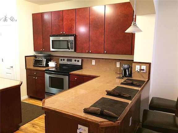 3rd image of 2505 San Gabriel St. #400