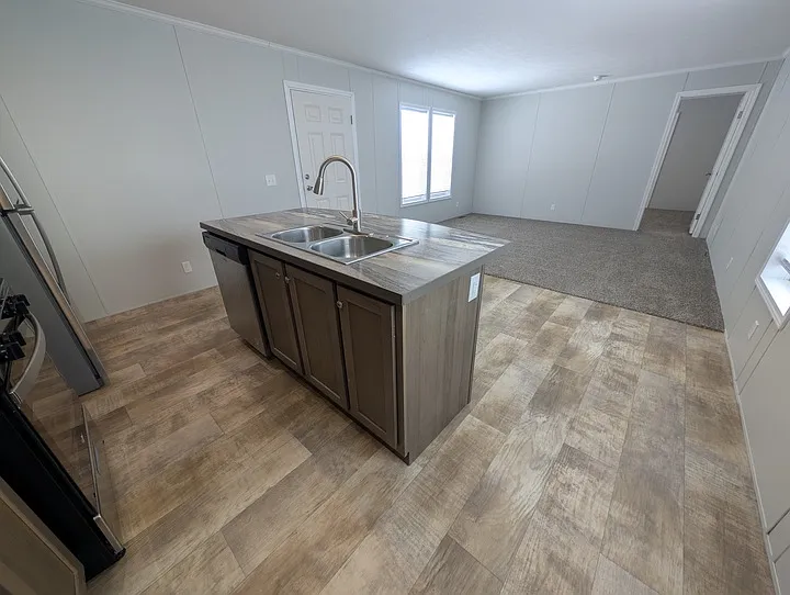 38000 Le Chateau Blvd #249 — Photo 9