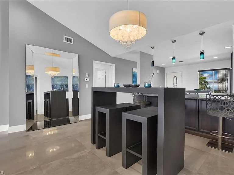 10684 Gulf Shore Dr #B-302 — Photo 8