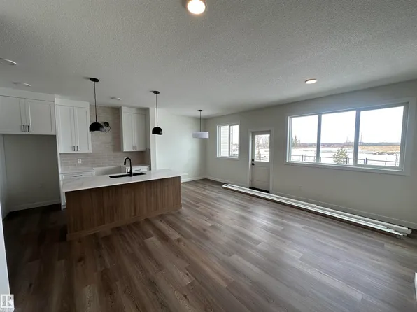 61 Sumac Close, Fort Saskatchewan, AB T8L 0Z9