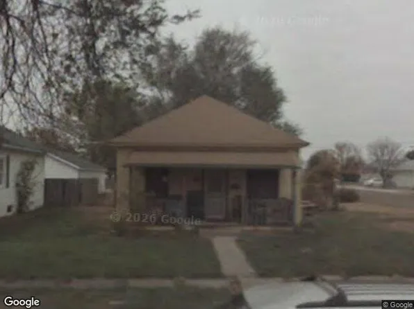 322 E 5th St, Julesburg, CO 80737