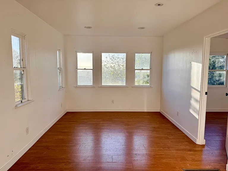 1343 Quintero St — Photo 4