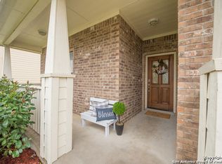 14411 Barn Ct, Elmendorf, TX 78112