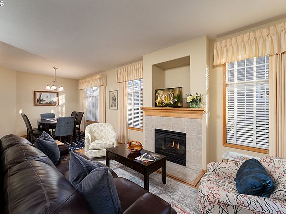 4th image of 17146 SE 23rd Dr Unit 16
