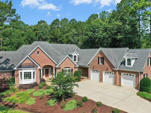 5204 Winter Holly Ct, Raleigh, NC 27606