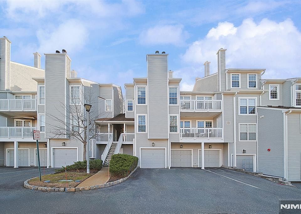 1st image of 33 Markham Cir #91