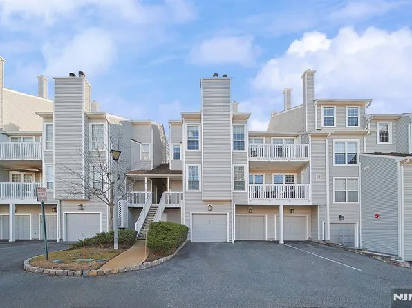 33 Markham Cir #91, Englewood, NJ 07631