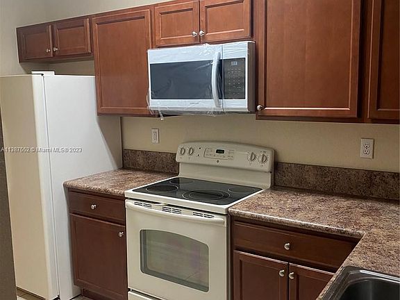 4th image of 9021 SW 227th St Unit 5