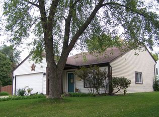 2S101 Lynn Ct, Warrenville, IL
