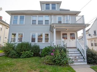 204-206 Manthorne Rd, West Roxbury, MA 02132