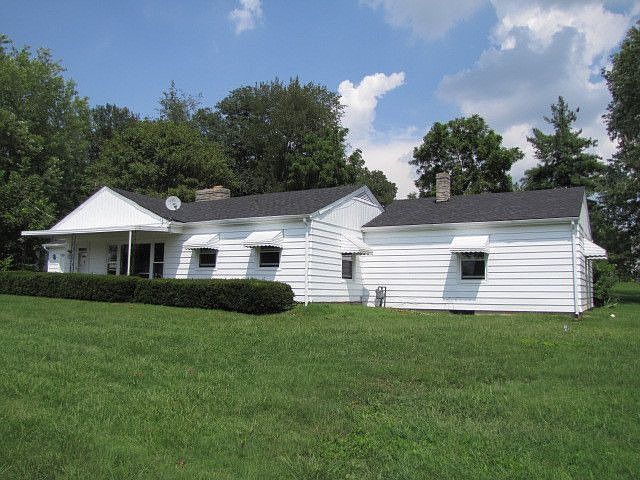 2nd image of 109 Keeney St