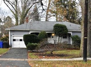 265 W Hudson Ave, Englewood, NJ 07631