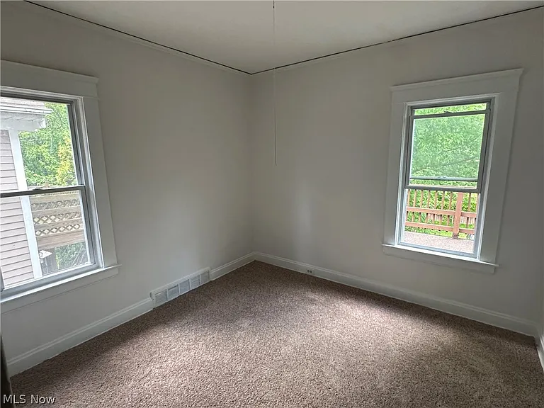 14415 Westropp Ave — Photo 16