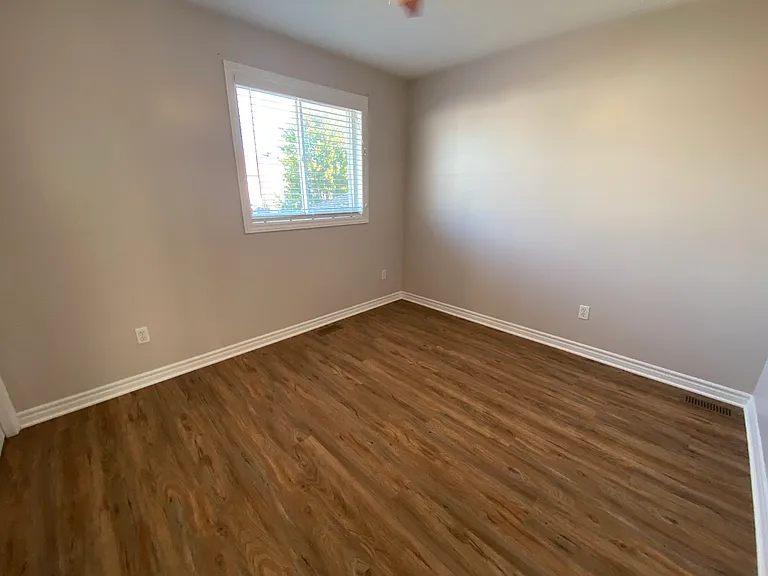 1228 Cyprus Rd — Photo 18