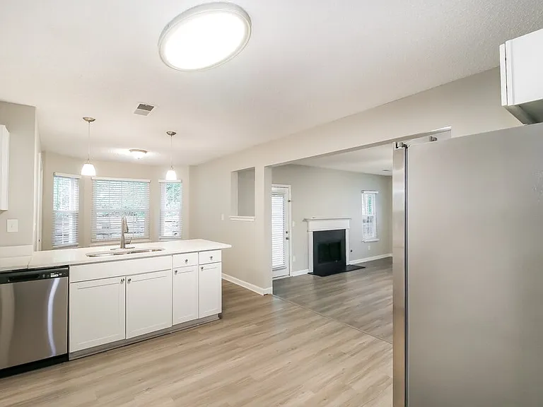 7210 Mahogany Dr — Photo 9