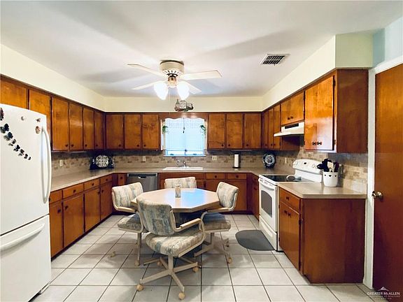 4th image of 1719 W Gastel Cir