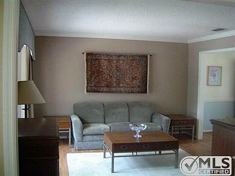 3rd image of 1625 Fuqua Dr