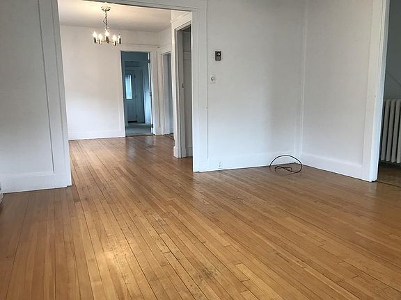 5th image of 50 Coral Ave #1