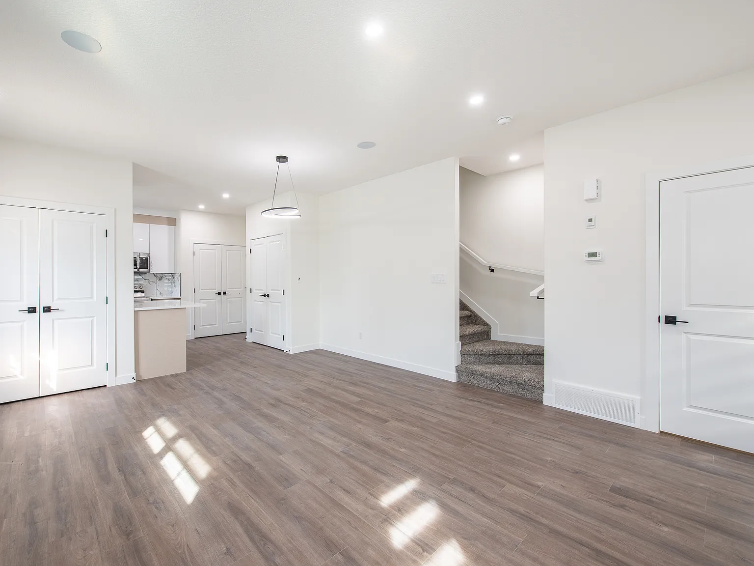 Cloud Suites at Grovenor — Photo 4