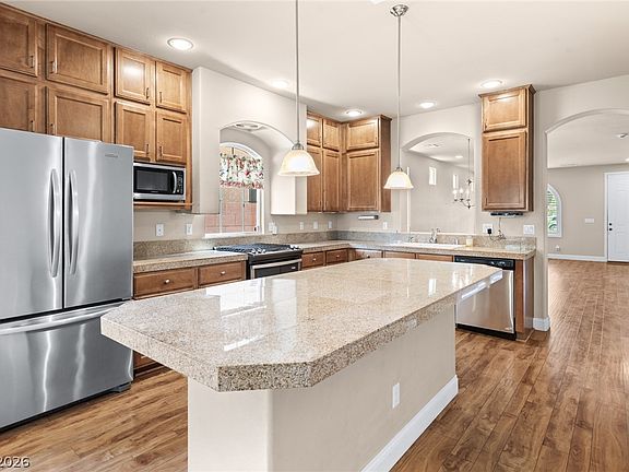 3rd image of 8312 Langhorne Creek St