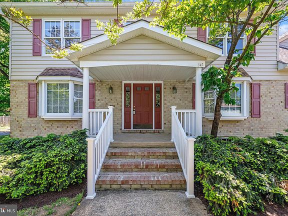 4th image of 317 White Plains Ct