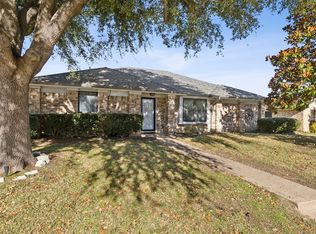 821 Simon Dr, Plano, TX 75025