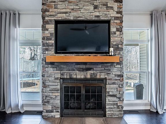 5th image of 1818 Calico Rd