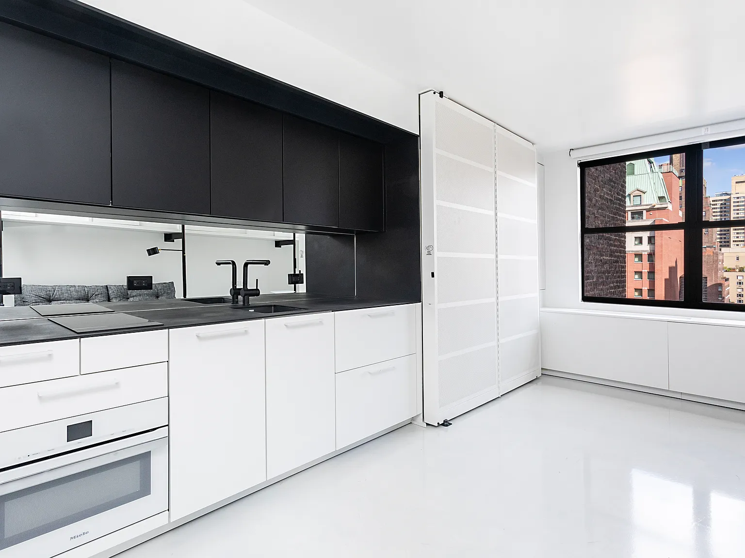 237 Madison Avenue — Photo 4