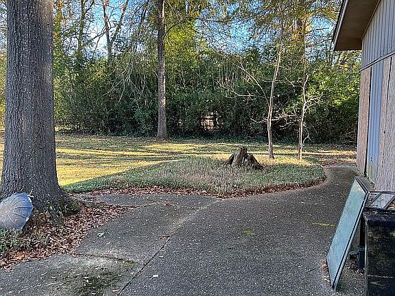 5th image of 1026 Birchwood Dr