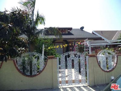 204 W 52nd St, Los Angeles, CA, 90037
