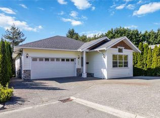 808 Jagdeep Pl, Saanich, BC V8X 2N3