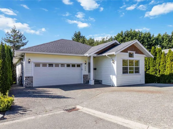 808 Jagdeep Pl, Saanich, BC V8X 2N3