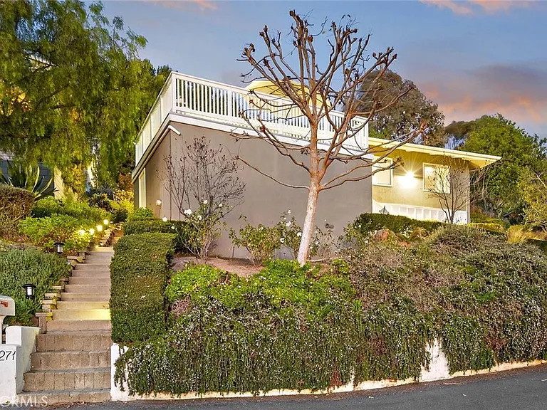 22271 3rd Ave — Photo 34
