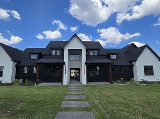 313 Mint Ridge Dr, Burleson, TX 76028