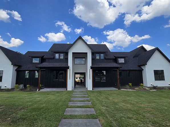 313 Mint Ridge Dr